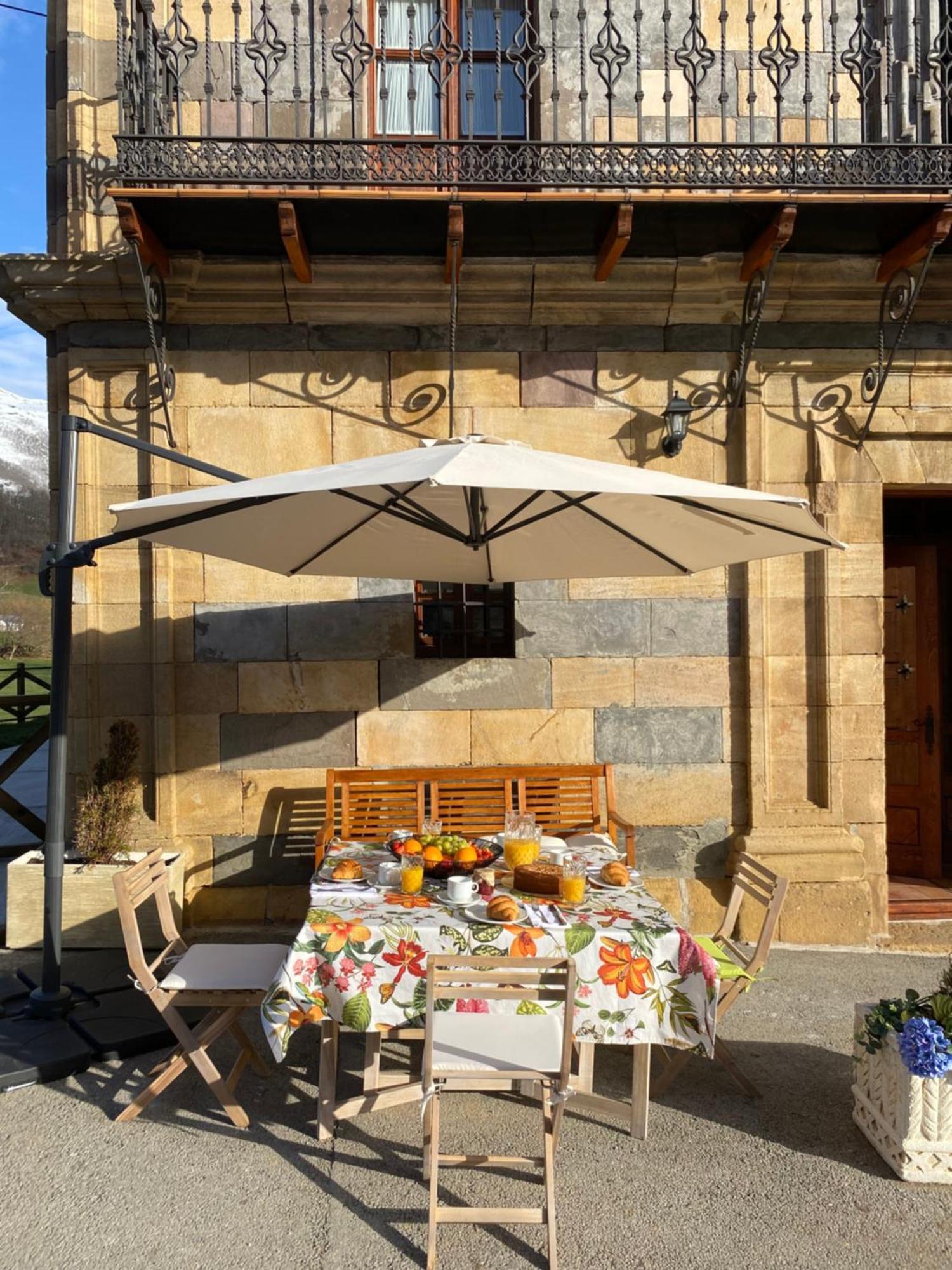 La Casona De Lombrana, En Polaciones المظهر الخارجي الصورة